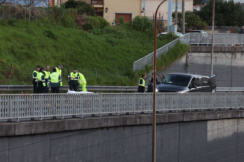 Hallado el cadáver de un hombre en la AP-9 en Vigo: investigan un atropello con fuga