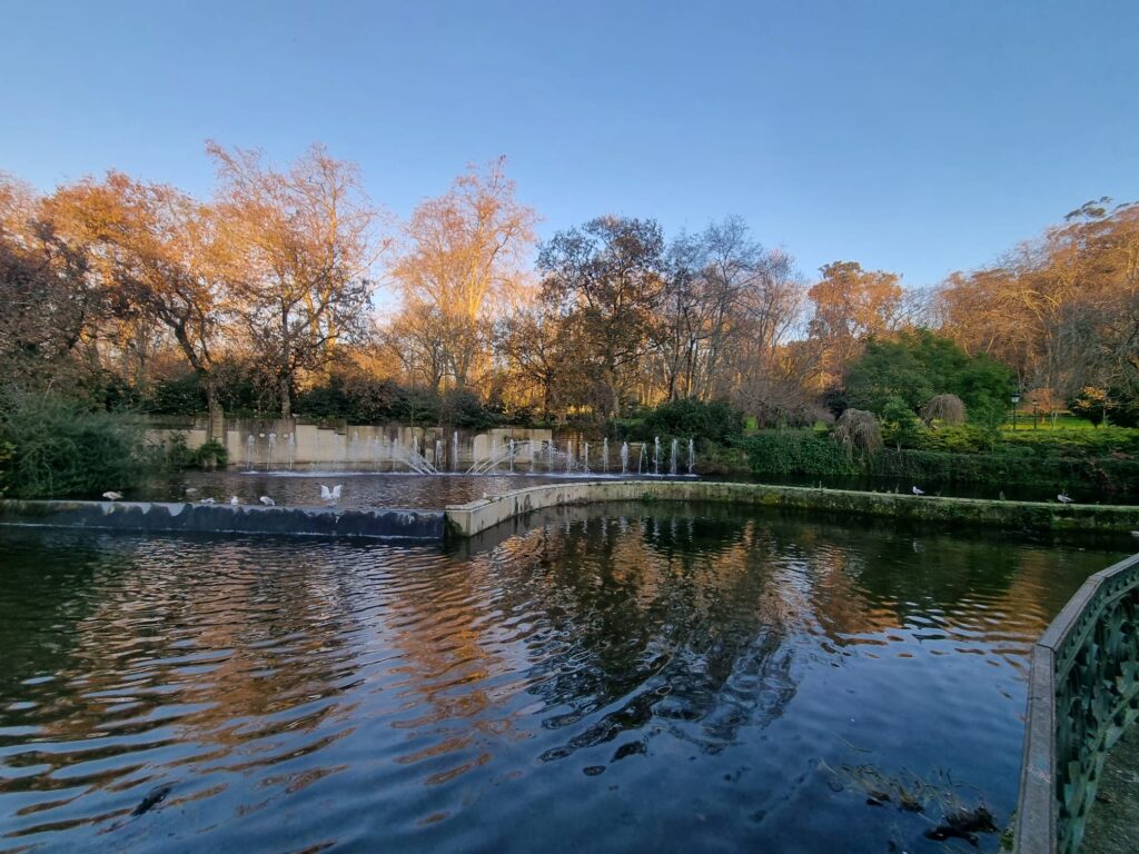 Lago artificial del Parque de Castrelos, en Vigo