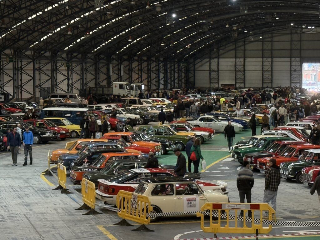 Locura por los coches y motos clásicas en Vigo con Retro Galicia